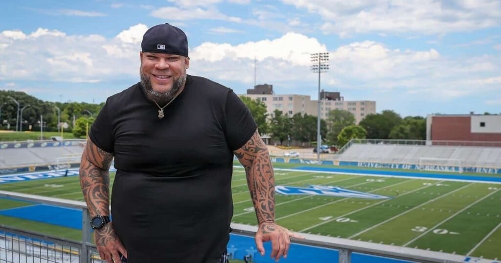 How Much is Tyrus Net Worth